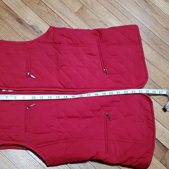 Croft & Barrow women's red quilted vest size small - Picture 6 of 7